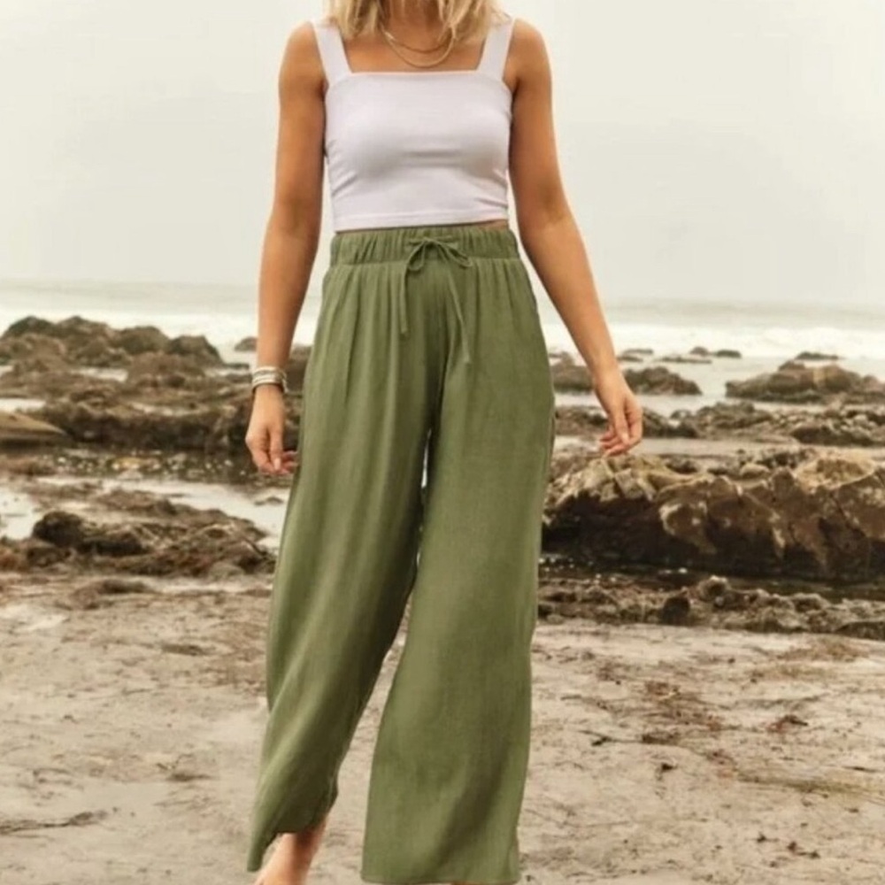 NWOT Abercrombie Crinkle Wide Leg Pull On Pants
